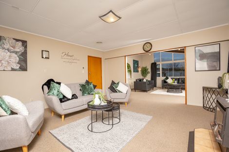 Photo of property in 404 High Street South, Carterton, 5713