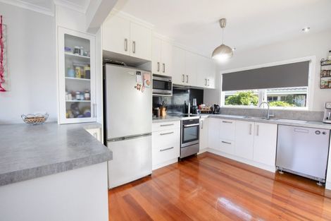 Photo of property in 1 Holyrood Street, Taradale, Napier, 4112