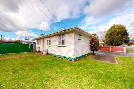 Photo of property in 73 Hikurangi Street, Trentham, Upper Hutt, 5018