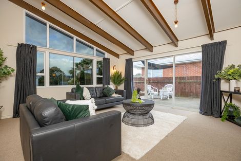 Photo of property in 404 High Street South, Carterton, 5713