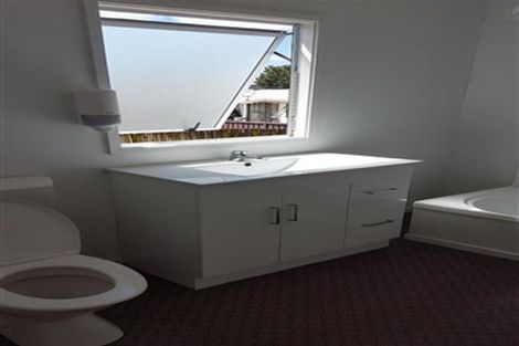 Photo of property in 2/24 Solveig Place, Randwick Park, Auckland, 2105