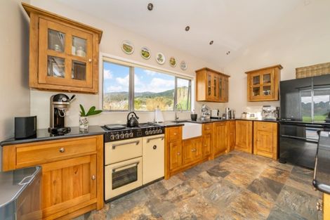 Photo of property in 39 Mangaroa Valley Road, Mangaroa, Upper Hutt, 5371