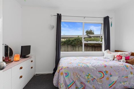 Photo of property in 12 Conifer Place, Te Puke, 3119