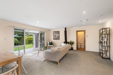Photo of property in 57 Crofton Road, Harewood, Christchurch, 8051