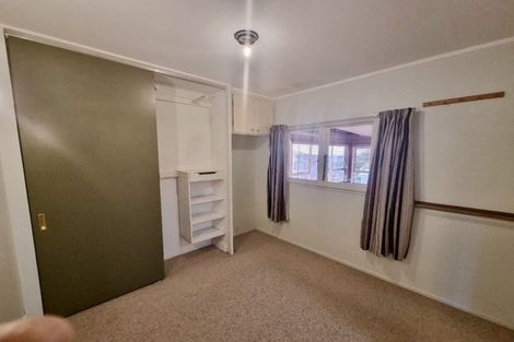 Photo of property in 4 Brian Crescent, Stanmore Bay, Whangaparaoa, 0932