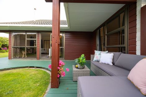 Photo of property in 20 Caulfield Place, Awapuni, Palmerston North, 4412