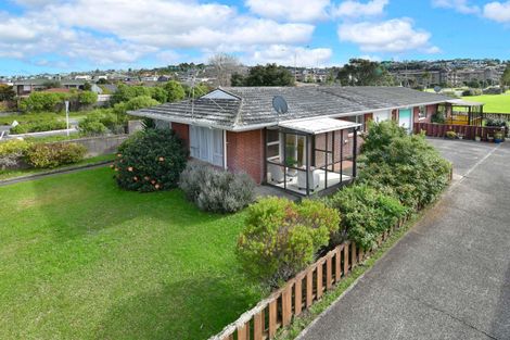 Photo of property in 1/105 Florence Avenue, Orewa, 0931