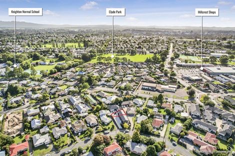 Photo of property in 2/12 Liston Crescent, Hillcrest, Hamilton, 3216