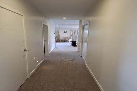 Photo of property in 25 Chateau Crescent, Rangatira Park, Taupo, 3330