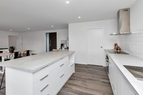 Photo of property in 31 Kapiakauri Road, One Tree Point, 0118