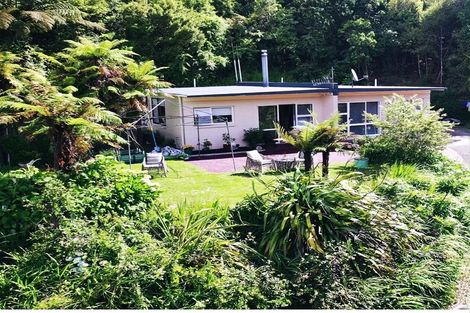 Photo of property in 73 State Highway 30, Lake Rotoma, Rotorua, 3074