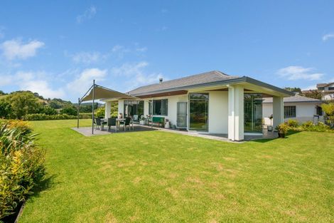 Photo of property in 95 Waikite Road, Welcome Bay, Tauranga, 3175