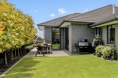 Photo of property in 10 Benmore Crescent, Pyes Pa, Tauranga, 3112