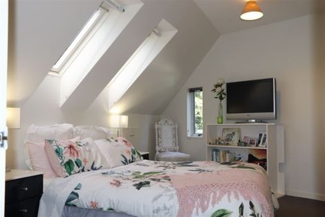 Photo of property in 113 Gardiners Road, Harewood, Christchurch, 8051