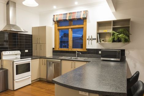 Photo of property in 442 Tremaine Avenue, Takaro, Palmerston North, 4410