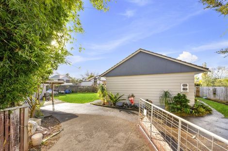 Photo of property in 40 Jillian Drive, Ranui, Auckland, 0612
