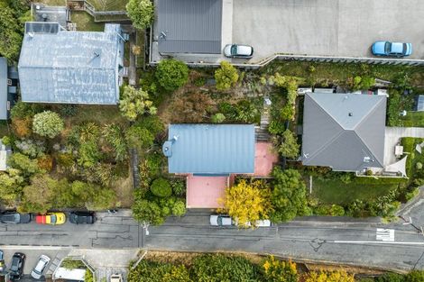 Photo of property in 37 Cornwall Road, Lyttelton, 8082