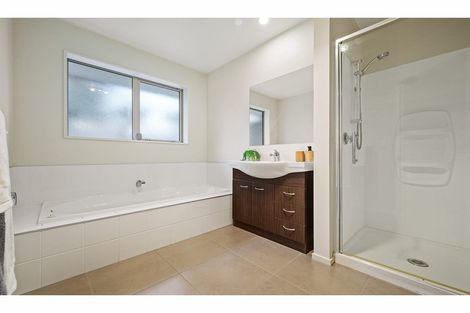 Photo of property in 52 Tahuna Street, Pegasus, 7612