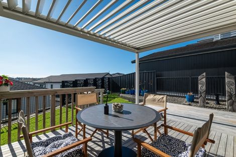 Photo of property in 31 Cavalli Road, Long Bay, Auckland, 0630