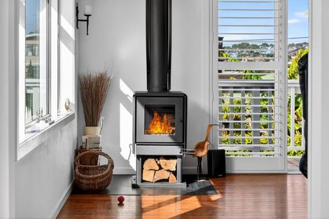 Photo of property in 2/41 Hastings Road, Mairangi Bay, Auckland, 0630