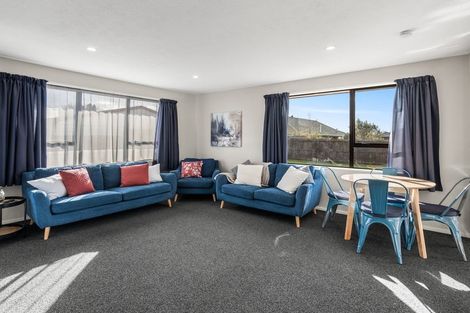 Photo of property in 83 Arcon Drive, Broomfield, Christchurch, 8042