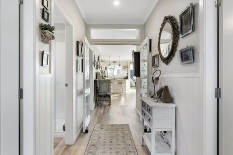 Photo of property in 39 Seagrass Place, Otaki Beach, Otaki, 5512