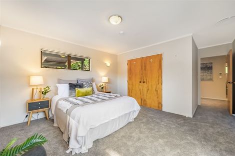 Photo of property in 92d Kamahi Street, Stokes Valley, Lower Hutt, 5019