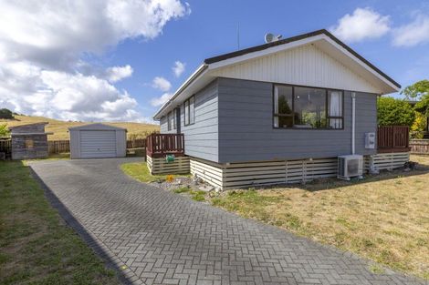 Photo of property in 12 Epping Place, Richmond Heights, Taupo, 3330