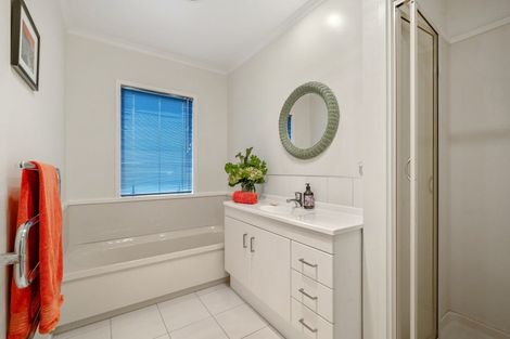 Photo of property in 56 Henry Hill Road, Taupo, 3330