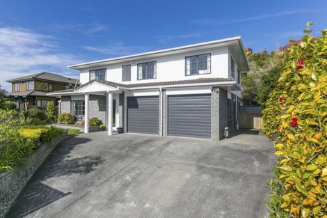 Photo of property in 5 Furlong Crescent, Churton Park, Wellington, 6037