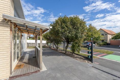 Photo of property in 3b Elizabeth Street, Riccarton, Christchurch, 8011