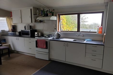 Photo of property in 203 Bridge Street, Eltham, 4322