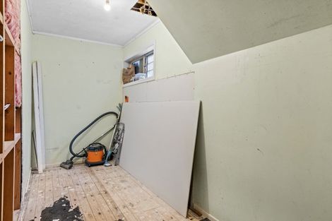 Photo of property in 20b Kellsmere Crescent, Island Bay, Wellington, 6023