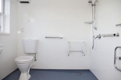 Photo of property in 58 Sartors Avenue, Browns Bay, Auckland, 0630