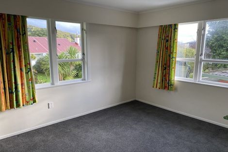 Photo of property in 30a Saint Ronans Avenue, Waterloo, Lower Hutt, 5011