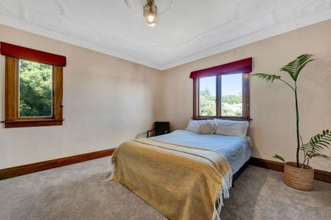 Photo of property in 6 Ridge Lane, New Plymouth, 4310