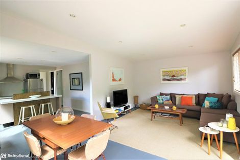 Photo of property in 52 Mako Avenue, Whiritoa, Whangamata, 3691