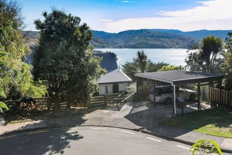 Photo of property in 1/12 Kenef Road, Paremata, Porirua, 5024