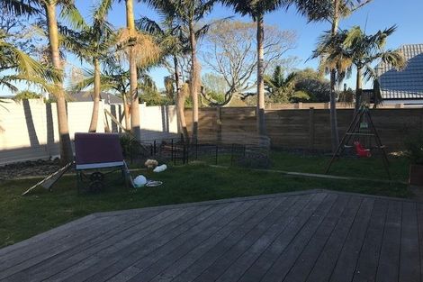 Photo of property in 33 Howe Street, Howick, Auckland, 2014