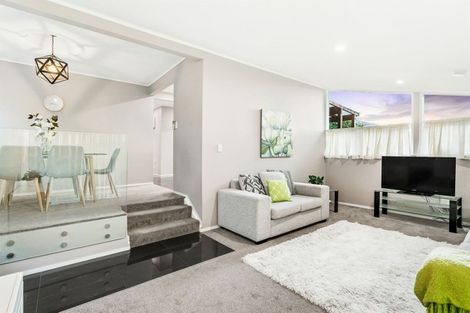 Photo of property in 554 Swanson Road, Ranui, Auckland, 0612