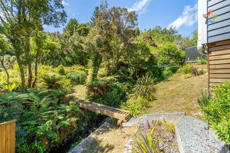 Photo of property in 129 Manuka Street, Stokes Valley, Lower Hutt, 5019