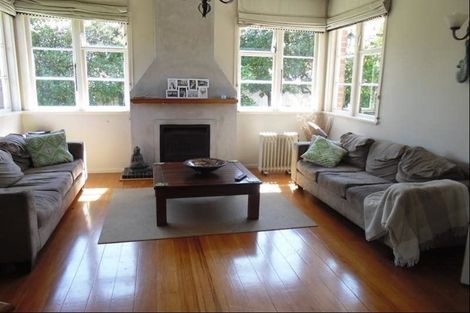 Photo of property in Gull - Unmanned, 1/1 Rangitira Avenue, Takapuna, Auckland, 0622