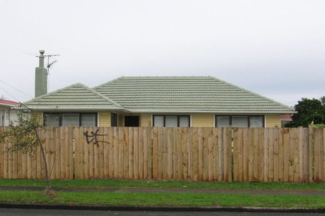 Photo of property in 8 Tiraumea Drive, Pakuranga, Auckland, 2010