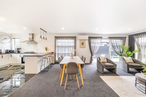 Photo of property in 28 Fenwick Crescent, Wallaceville, Upper Hutt, 5018