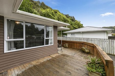 Photo of property in 20 Sunny Grove, Wainuiomata, Lower Hutt, 5014