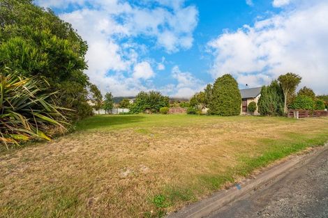 Photo of property in 6 Hillary Street, Waimate, 7924