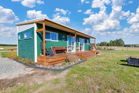 Photo of property in 1423 Poyntzs Road, West Eyreton, Rangiora, 7475
