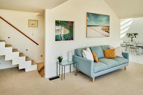 Photo of property in 19 Moana Road, Plimmerton, Porirua, 5026