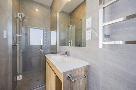 Photo of property in 6 Tukauri Place, Papakura, 2110