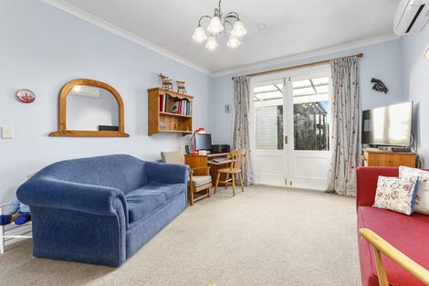 Photo of property in 54 Shaw Road, Oratia, Auckland, 0604